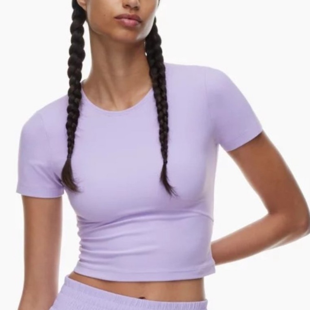 TNA Lavender Short Sleeve Crop Top